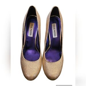 Steve Madden Gold Glitter pumps size 7.5